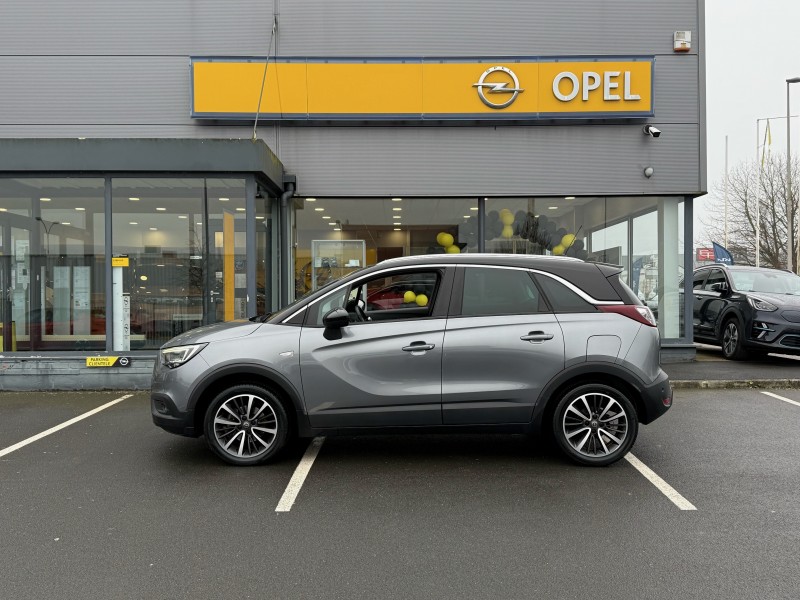 Opel Crossland X Ultimate 1.2 Turbo 110ch BVA6 - Véhicule d’occasion boîte automatique avec toit panoramique et attelage disponible chez Opel à Yvetot