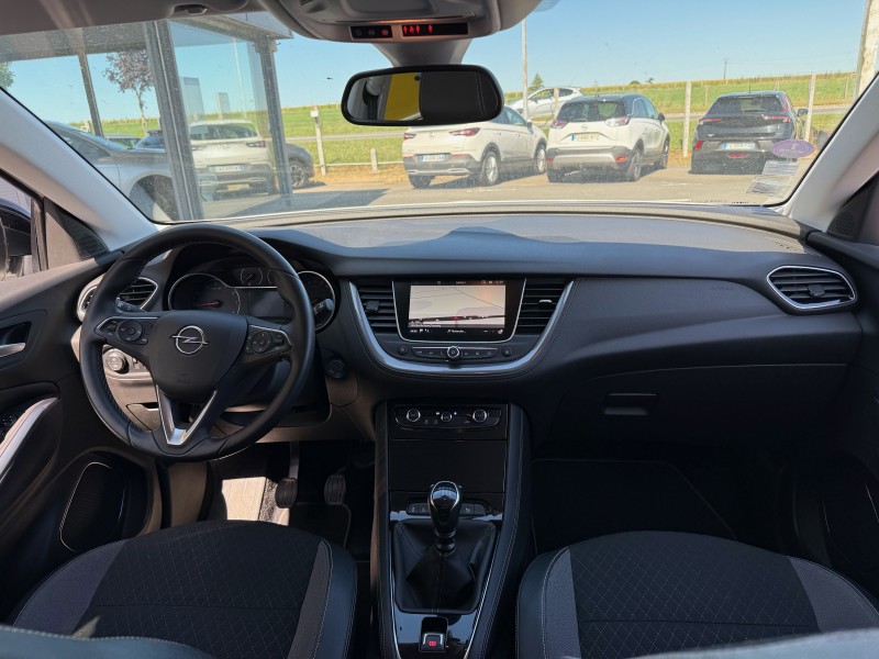 Opel Grandland X Innovation 1.2 Turbo 130ch BVM6 - SUV familial essence disponible immédiatement chez Opel à Fécamp 76