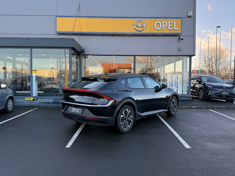 Kia EV6 Active 229ch 2WD - Véhicule familial 100 % électrique disponible chez Opel Buquet à Yvetot