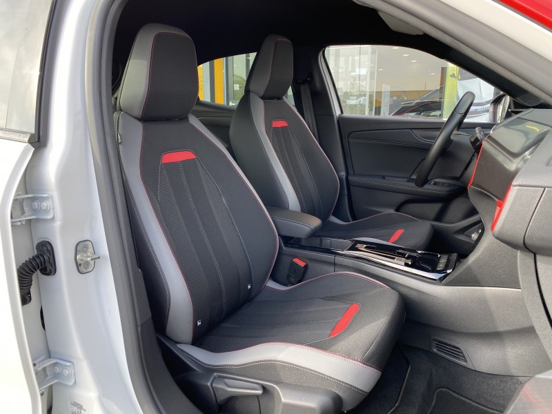 Opel Mokka Electric 136ch GS Line - Vehicule d’occasion 100 % électrique avec un design innovant disponible chez Opel Buquet à Yvetot 76