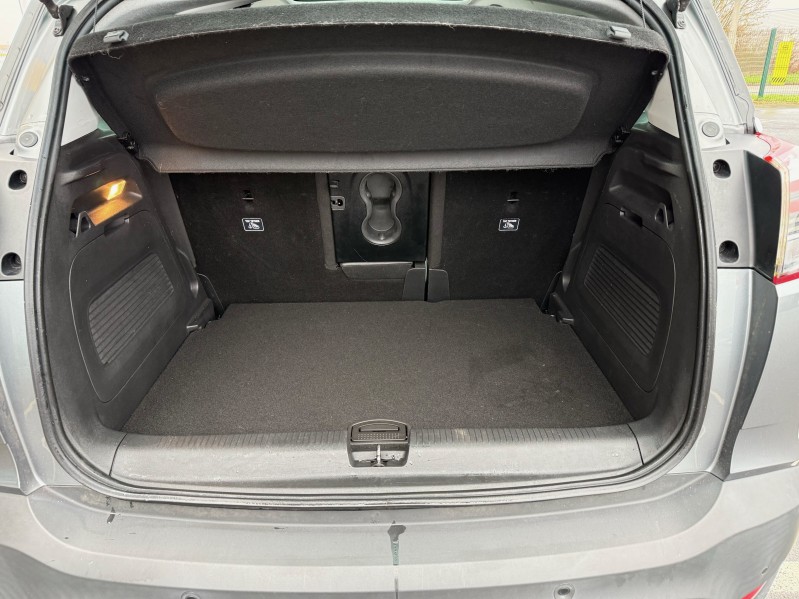 Opel Crossland X Ultimate 1.2 Turbo 110ch BVA6 - Véhicule d’occasion boîte automatique avec toit panoramique et attelage disponible chez Opel à Yvetot