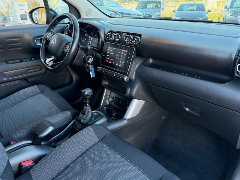 Citroën C3 Aircross Shine 1.2 Turbo 130ch - SUV urbain essence avec attelage d’occasion avec attelage disponible immédiatement dans vos concessions Opel Buquet Frères & Fils