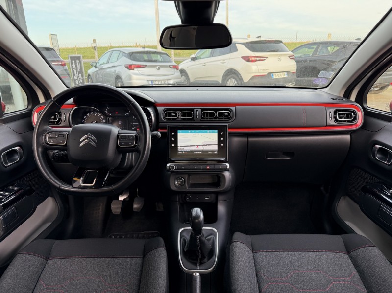 Citroën C3 Shine 1.2 Turbo 110ch - Véhicule essence petit budget d’occasion disponible chez Opel à Fécamp 76
