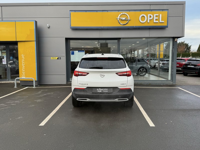 Opel Grandland X Innovation 1.6 Diesel 120ch - Véhicule d’occasion familial petit budget disponible chez Opel Buquet à Fécamp