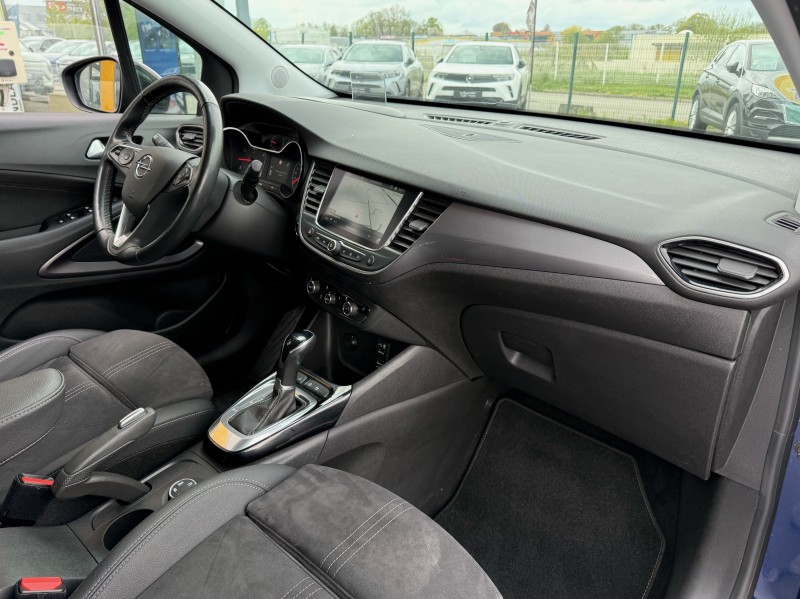 Opel Crossland Ultimate 1.5 Diesel 120ch BVA6 - Véhicule d’occasion diesel boîte automatique disponible chez Opel à Yvetot 76