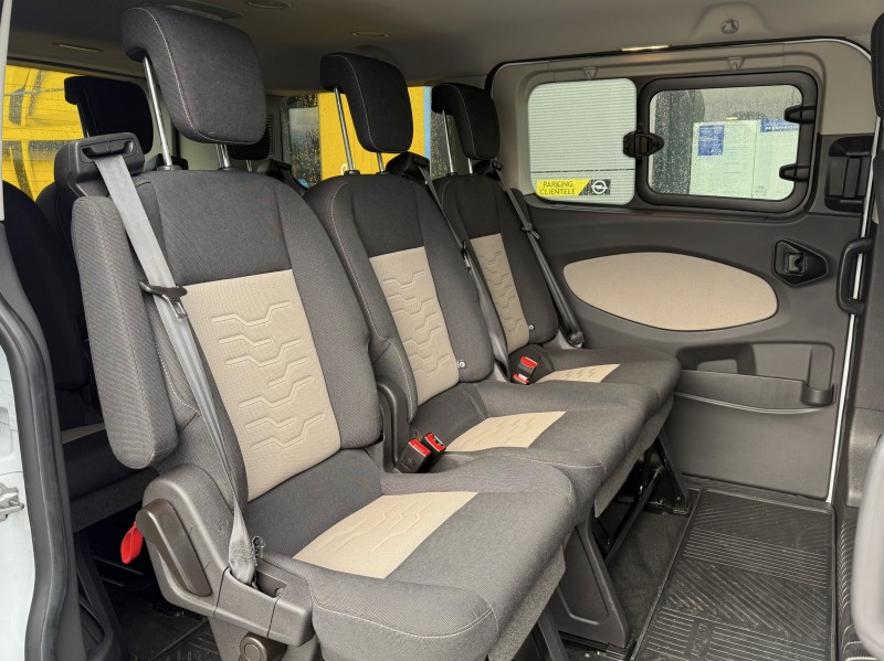 Ford Transit Custom 2.0 TDCI 130ch - Vehicule d’occasion 8 places disponible chez Opel Buquet à Yvetot