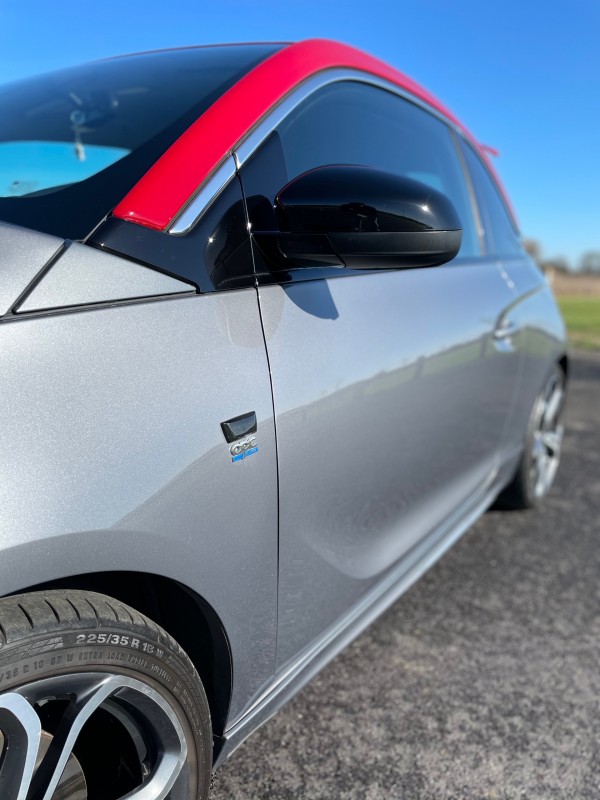 Opel Adam S - Radicalement Sportive !