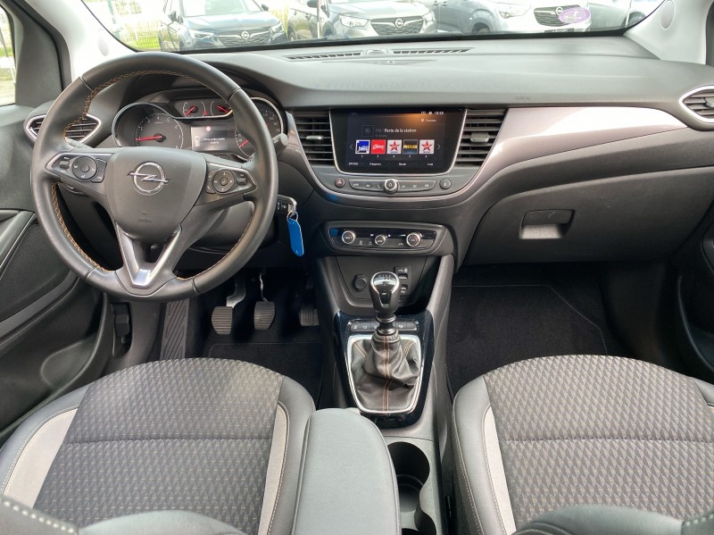 Opel Crossland X Innovation 1.2 Turbo 110ch - Véhicule d’occasion avec un attelage disponible immédiatement dans nos établissements Opel Buquet Frères et Fils