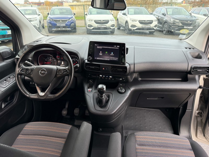 Opel Combo Life Élégance 1.5 Diesel 130ch - Véhicule familial diesel avec peu de kilomètres disponible chez Opel à Yvetot 76