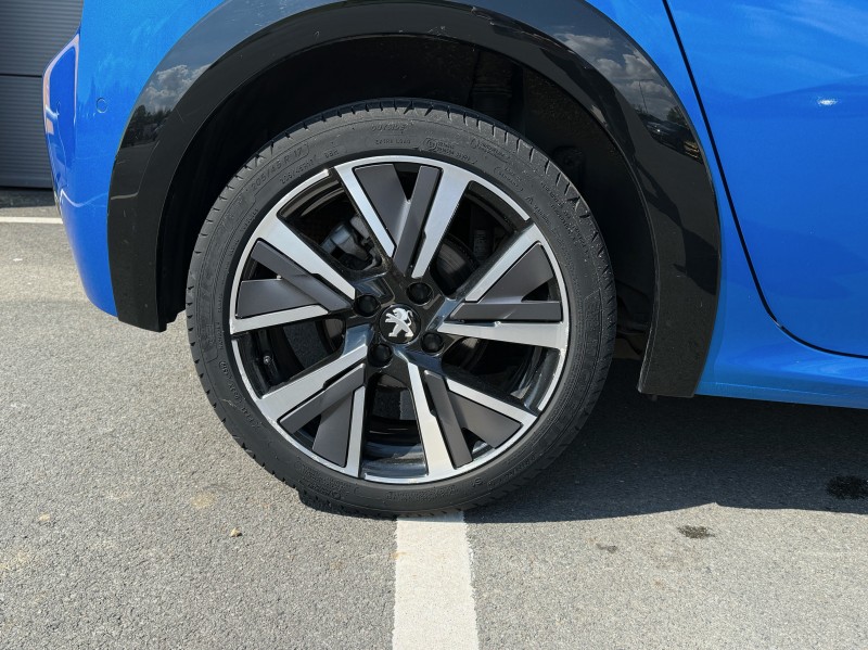 Peugeot 208 GT-Line 1.2 PureTech 130ch EAT8 - Citadine d’occasion avec toit panoramique disponible chez Opel à Fécamp 76