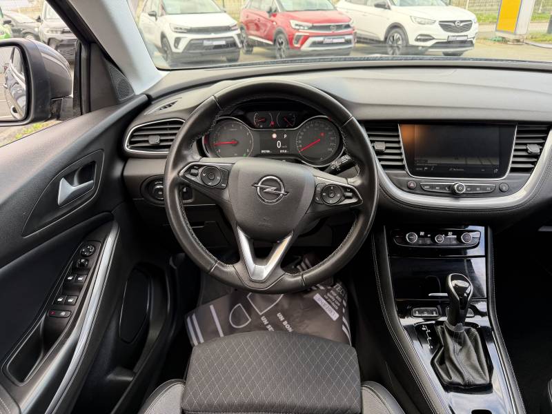 Opel Grandland X Elite d'occasion diesel 130ch SUV garantie 12 mois disponible rapidement à Fécamp et Yvetot