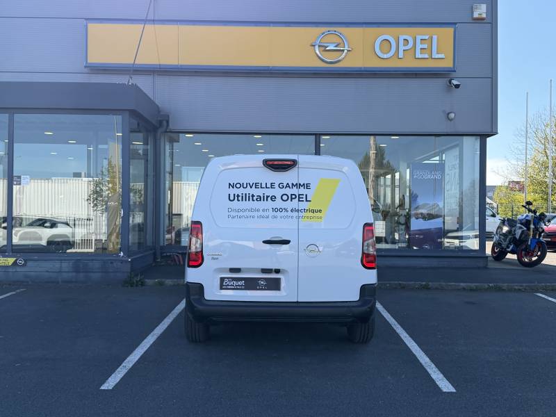 Opel Combo Cargo de démonstration utilitaire diesel 100ch disponible à Fécamp Yvetot TVA récupérable garantie constructeur 8 ans