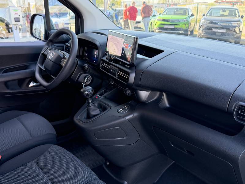 Opel Combo Cargo de démonstration utilitaire diesel 100ch disponible à Fécamp Yvetot TVA récupérable garantie constructeur 8 ans
