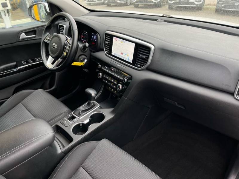 Kia Sportage 1.6 CRDI Diesel en finition Design 136ch - Véhicule en boîte de vitesse automatique DCT7 d'occasion - Ets Buquet Frères et Fils 76