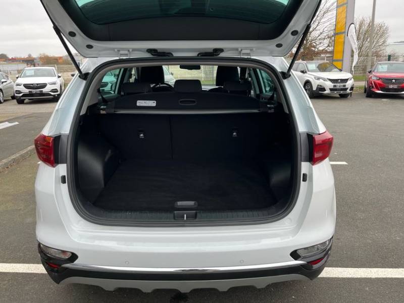 Kia Sportage 1.6 CRDI Diesel en finition Design 136ch - Véhicule en boîte de vitesse automatique DCT7 d'occasion - Ets Buquet Frères et Fils 76