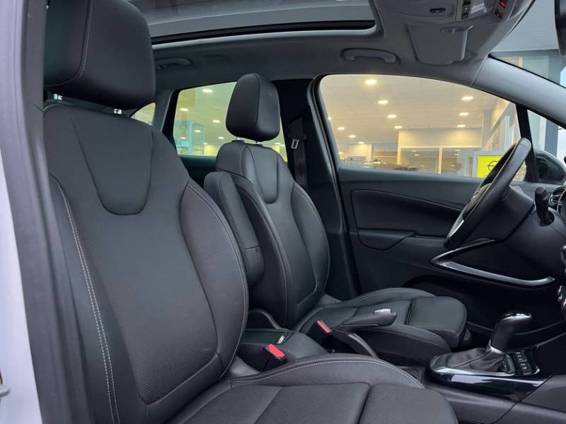 Opel Crossland X Ultimate 1.2 essence - Véhicule SUV en boîte de vitesse automatique 130ch dans vos concessions Buquet à Yvetot 76 et Fécamp 76