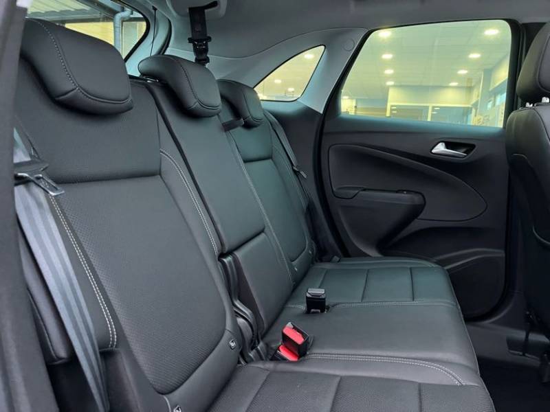 Opel Crossland X Ultimate 1.2 essence - Véhicule SUV en boîte de vitesse automatique 130ch dans vos concessions Buquet à Yvetot 76 et Fécamp 76