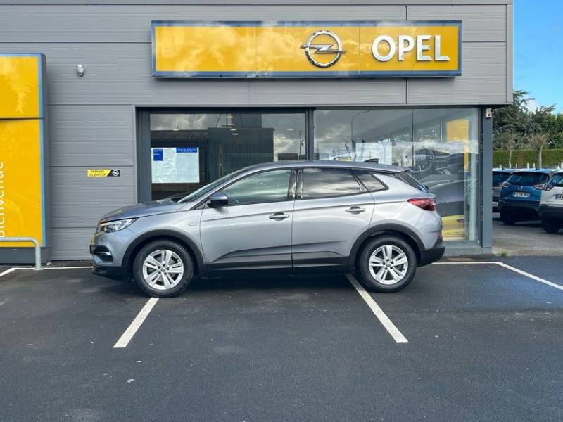 Opel Grandland X Edition Business 1.2 essence 130ch d'occasion - SUV en boîte de vitesse automatique