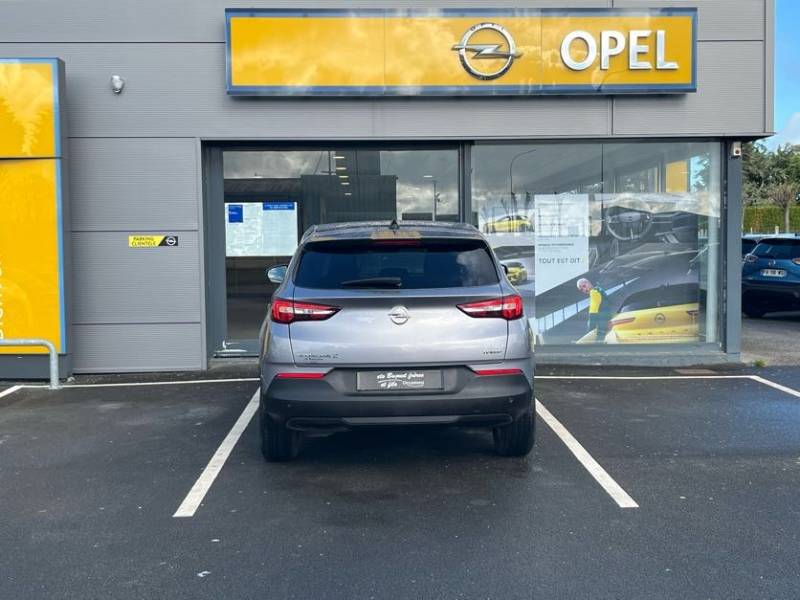 Opel Grandland X Edition Business 1.2 essence 130ch d'occasion - SUV en boîte de vitesse automatique