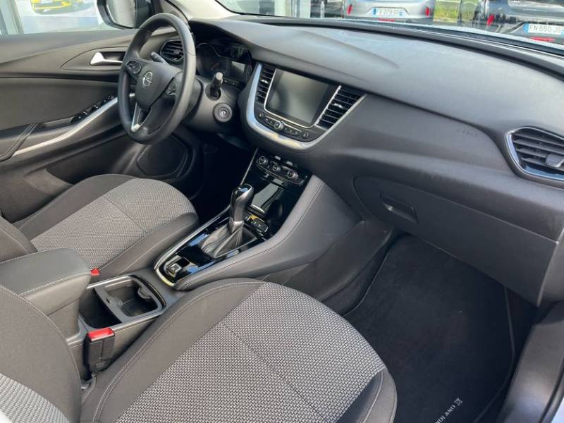 Opel Grandland X Edition Business 1.2 essence 130ch d'occasion - SUV en boîte de vitesse automatique