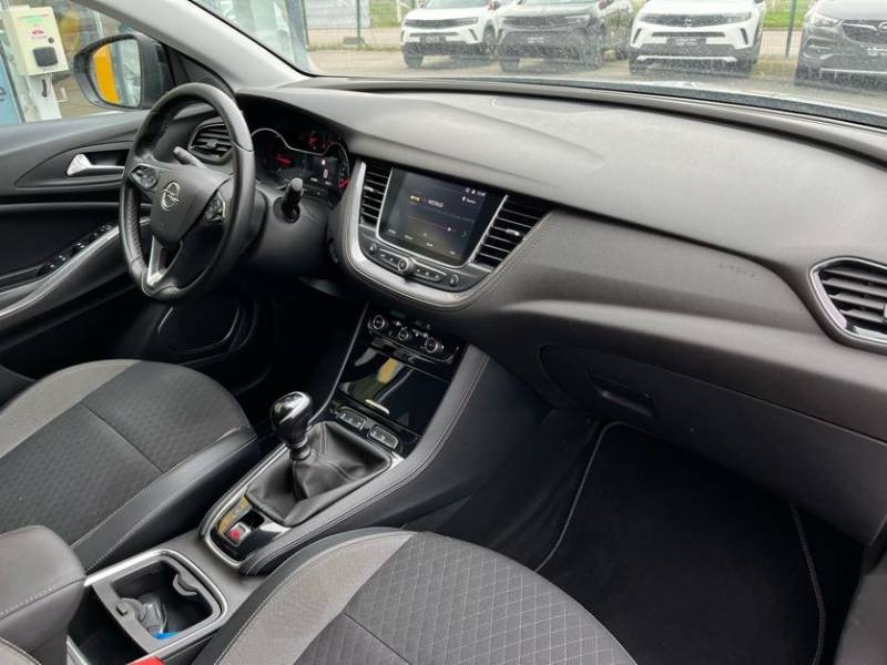 Opel Grandland X Innovation 1.5 D 130ch - Véhicule avec croché d'attelage dans vos concession Opel Buquet 76