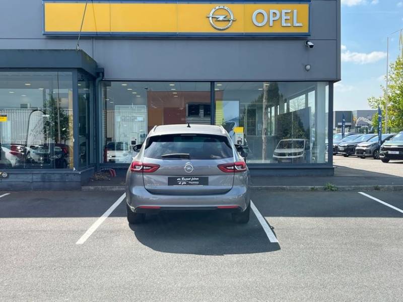 Opel Insigna ST Innovation Diesel 1.6 CTDI 136ch - véhicule familial d'occasion dans vos ets Buquet Frères et Fils d'Yvetot et de Fécamp 76