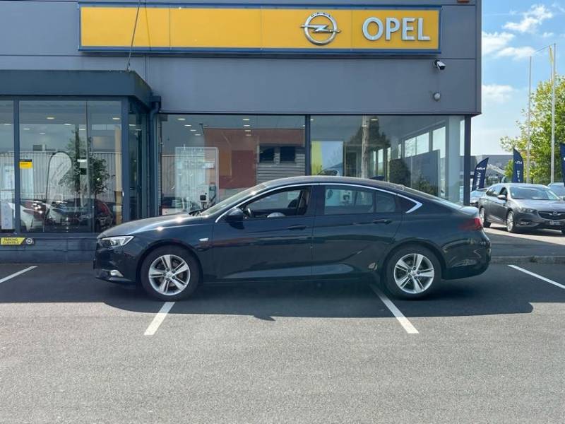 Opel Insignia GS Innovation 1.5 essence Turbo 165ch - Voiture familiale et spacieuse dans vos concessions de Fécamp 76 et d'Yvetot 76 - Ets Buquet frères et Fils 76