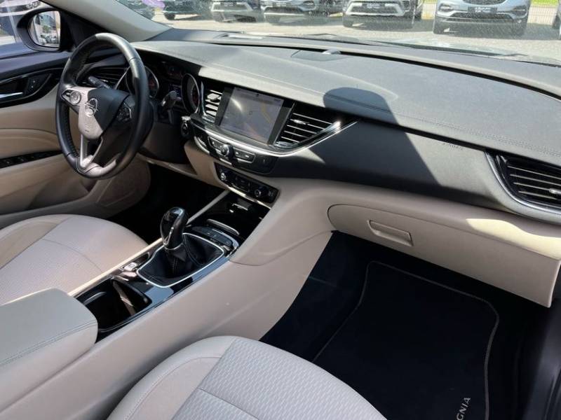Opel Insignia GS Innovation 1.5 essence Turbo 165ch - Voiture familiale et spacieuse dans vos concessions de Fécamp 76 et d'Yvetot 76 - Ets Buquet frères et Fils 76