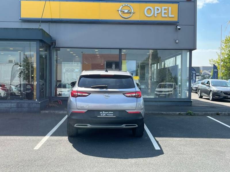 Opel Grandland X Innovation d'occasion - Véhicule 1.6 diesel 120ch familiale dans vos concessions d'Yvetot 76 et de Fécamp 76