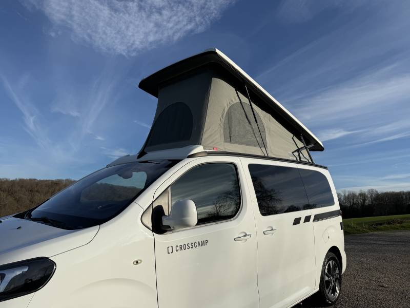 Opel Zafira Crosscamp d'occasion à Fécamp et Yvetot : van aménagé diesel automatique garanti 12 mois disponible immédiatement