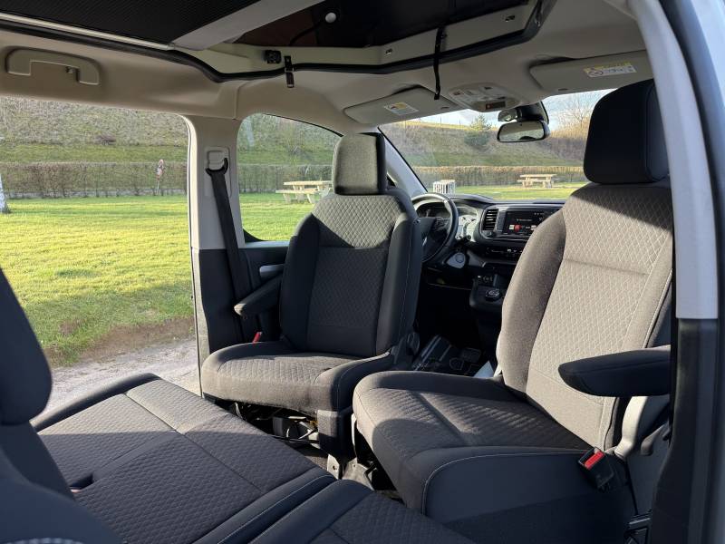Opel Zafira Crosscamp d'occasion à Fécamp et Yvetot : van aménagé diesel automatique garanti 12 mois disponible immédiatement