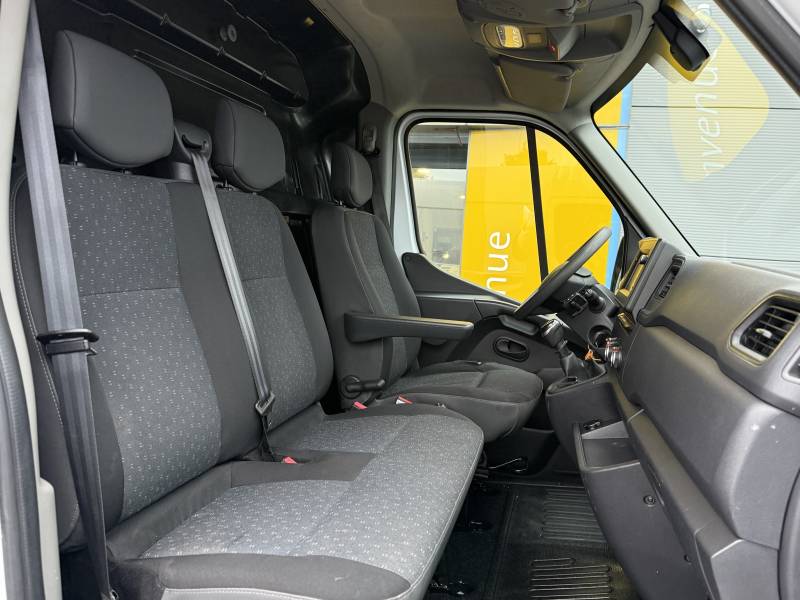 Opel Movano occasion L2H2 F3300 2.3 CDTI Biturbo 135ch à vendre à Fécamp et Yvetot garantie 12 mois incluse