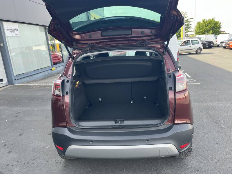Opel Crossland X Innovation 1.2 essence Turbo 110ch - Véhicule d'occasion avec GPS, Pack City et jantes alu 17