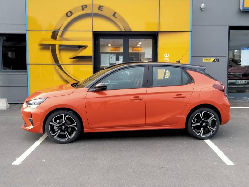 Opel Corsa quasi neuve - Essence à Fécamp 76