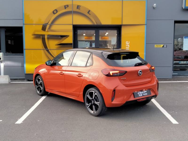 Opel Corsa quasi neuve - Essence à Fécamp 76