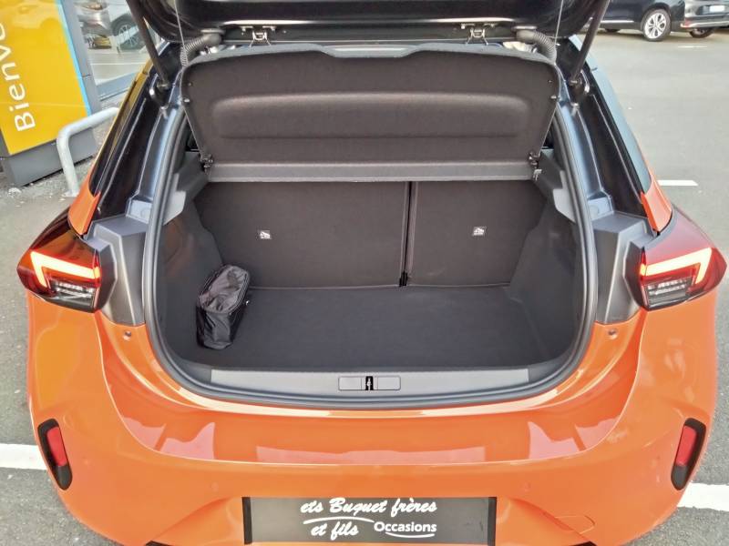 Opel Corsa quasi neuve - Essence à Fécamp 76