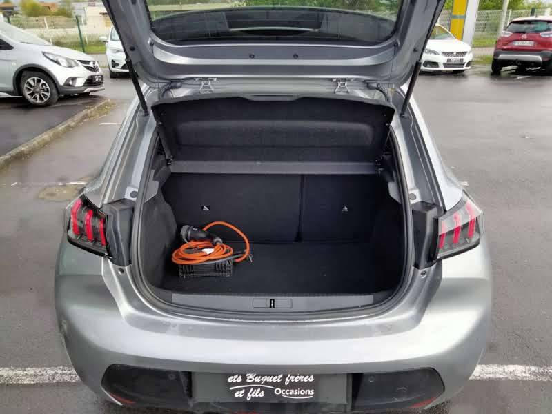 Coffre et chargeur - Peugeot e-208 d'occasion - 100% électrique