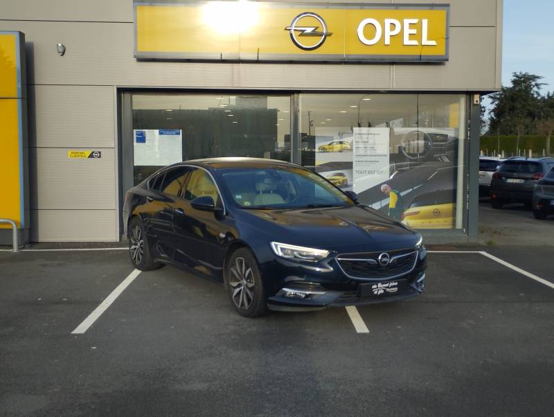 Vente Diesel CDTI 2.0 avec cette Opel Insignia GS Elite 170ch d'occasion à Yvetot 76 et Fécamp 76 - Concessions Buquet Frères et Fils 76