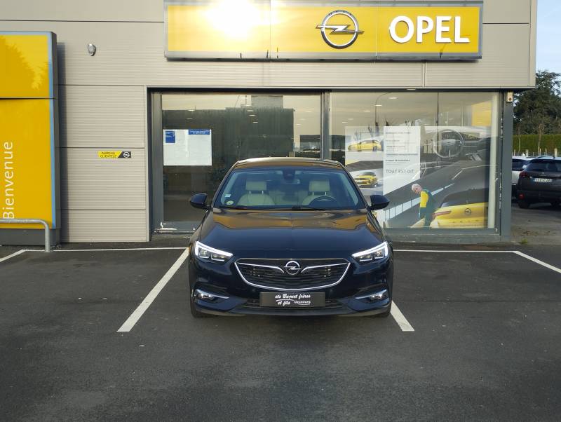Vente Diesel CDTI 2.0 avec cette Opel Insignia GS Elite 170ch d'occasion à Yvetot 76 et Fécamp 76 - Concessions Buquet Frères et Fils 76