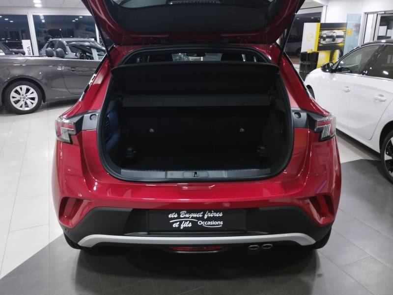 Opel Mokka Ultimate d'occasion - Véhicule SUV 1.2 essence boîte de vitesse automatique Turbo 130ch dans vos concessions Opel d'Yvetot 76 et de Fécamp 76