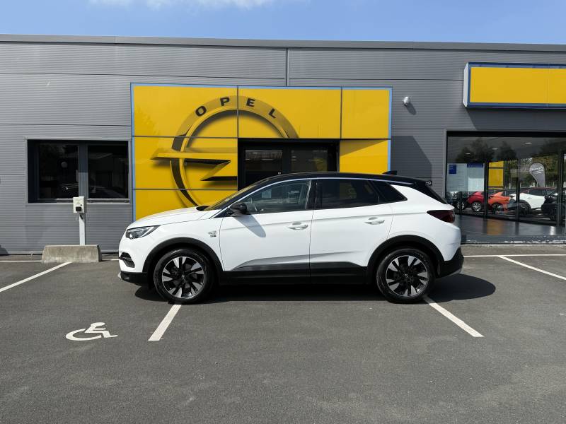 Opel Grandland X OPEL2020 d'occasion diesel 130ch disponible à Fécamp et Yvetot SUV familial avec attelage garantie 12 mois