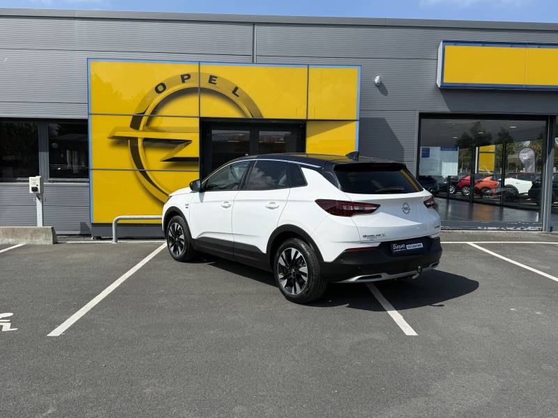 Opel Grandland X OPEL2020 d'occasion diesel 130ch disponible à Fécamp et Yvetot SUV familial avec attelage garantie 12 mois