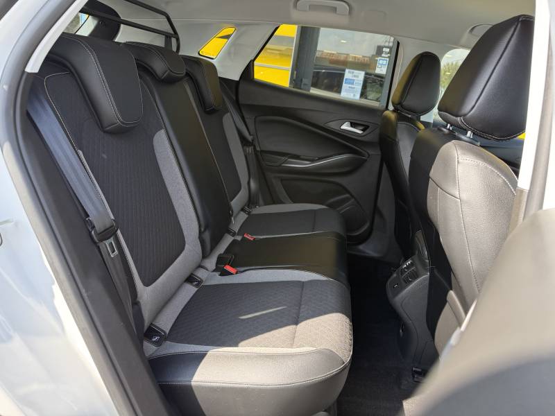 Opel Grandland X OPEL2020 d'occasion diesel 130ch disponible à Fécamp et Yvetot SUV familial avec attelage garantie 12 mois
