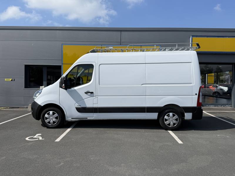Opel Movano d'occasion disponible à Fécamp ou Yvetot L2H2 2.3 CDTI 135ch BiTurbo utilitaire garantie 12 mois disponible immédiatement