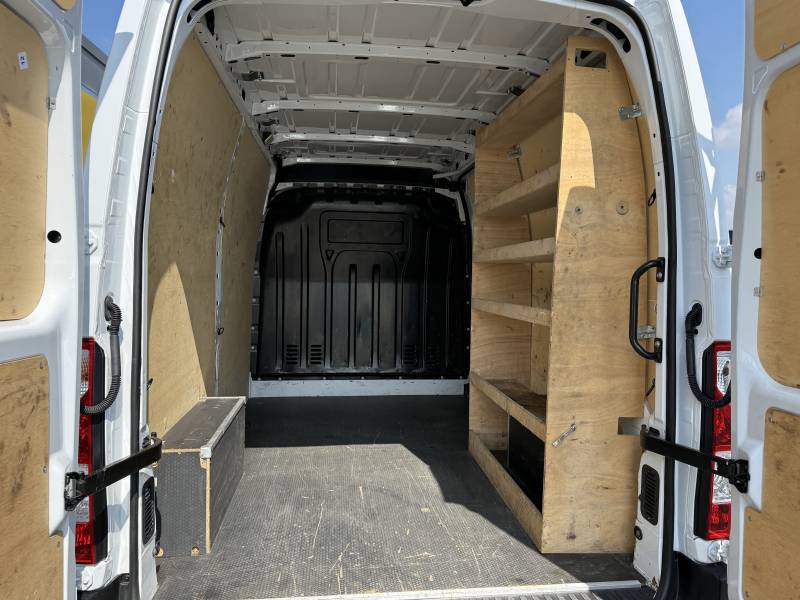 Opel Movano d'occasion disponible à Fécamp ou Yvetot L2H2 2.3 CDTI 135ch BiTurbo utilitaire garantie 12 mois disponible immédiatement