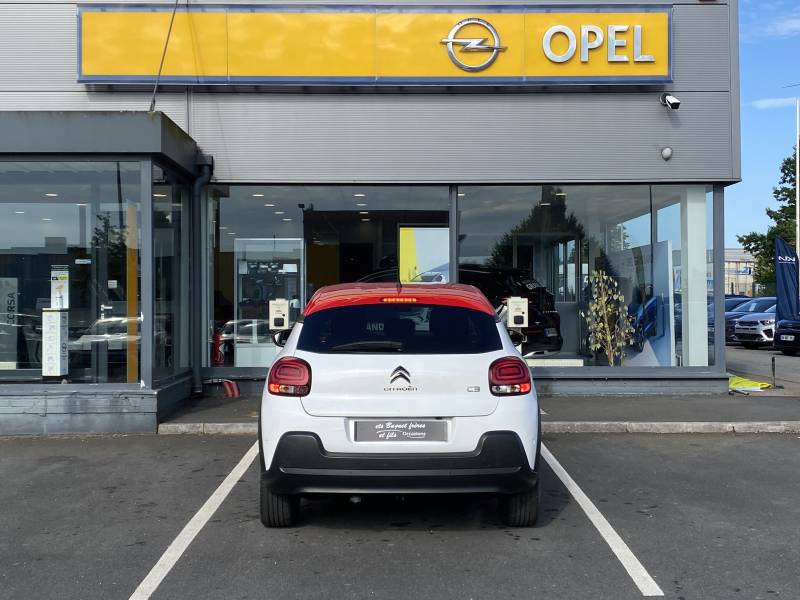 Citroën C3 shine 1.2 essence turbo 130ch - Véhicule avec crochet d'attelage à Yvetot 76 et Fécamp 76