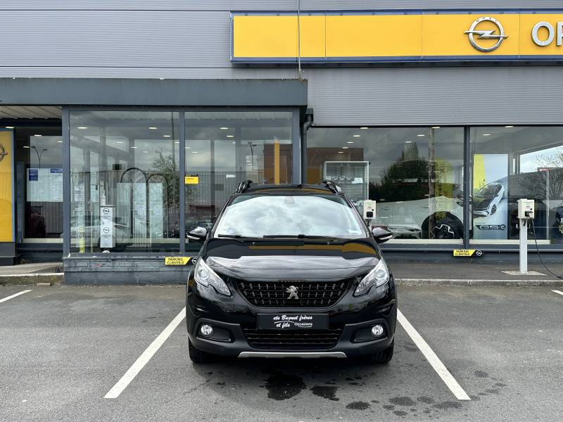 Peugeot 2008 1.2 essence Turbo 130ch d'occasion - Véhicule SUV avec crochet d'attelage disponible dans vos ets Buquet Frères et Fils d'Yvetot 76 et de Fécamp 76