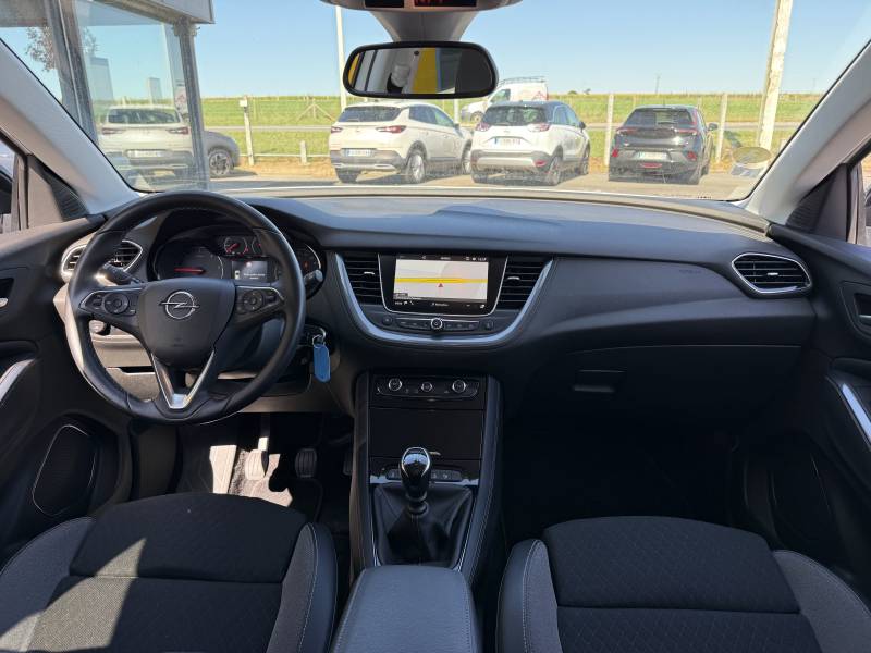 Opel Grandland X 1.5 Diesel 130ch Design Line SUV d’occasion à Fécamp et Yvetot – Garantie Elite 12 mois