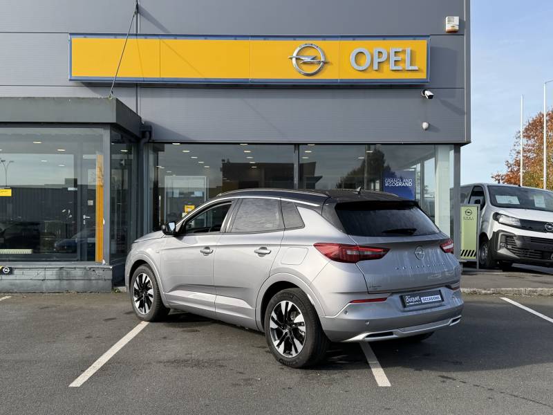 Opel Grandland Élégance Business Hybrid Rechargeable 225ch BVA8 - SUV hybride disponible d'occasion chez Opel à Fécamp 76