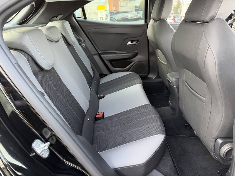 Opel Mokka Elegance 1.2 Turbo 100ch - SUV urbain d'occasion avec moins de 5000kms disponible chez Opel à Yvetot 76